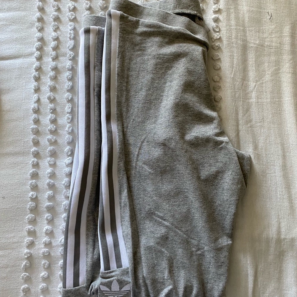 [adidas] Grey & white leggings - XL